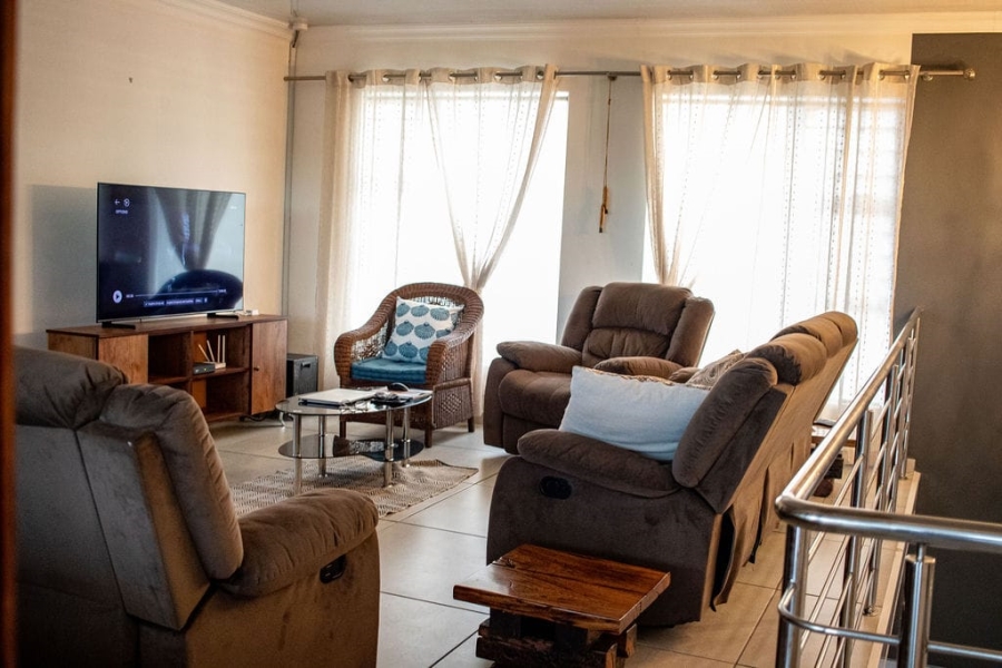 7 Bedroom Property for Sale in Aston Bay Eastern Cape